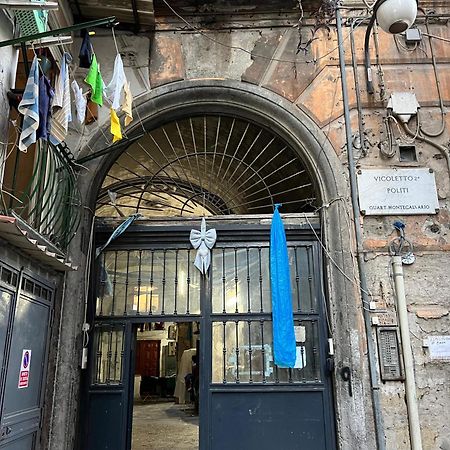 La Casa Della Nonna - Quartierispagnoli Neapel Exterior foto